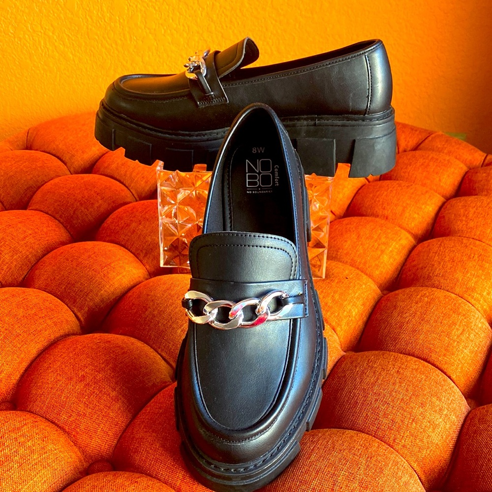 Chunky loafers Y2K size 8 wide faux leather lug sole NOBO